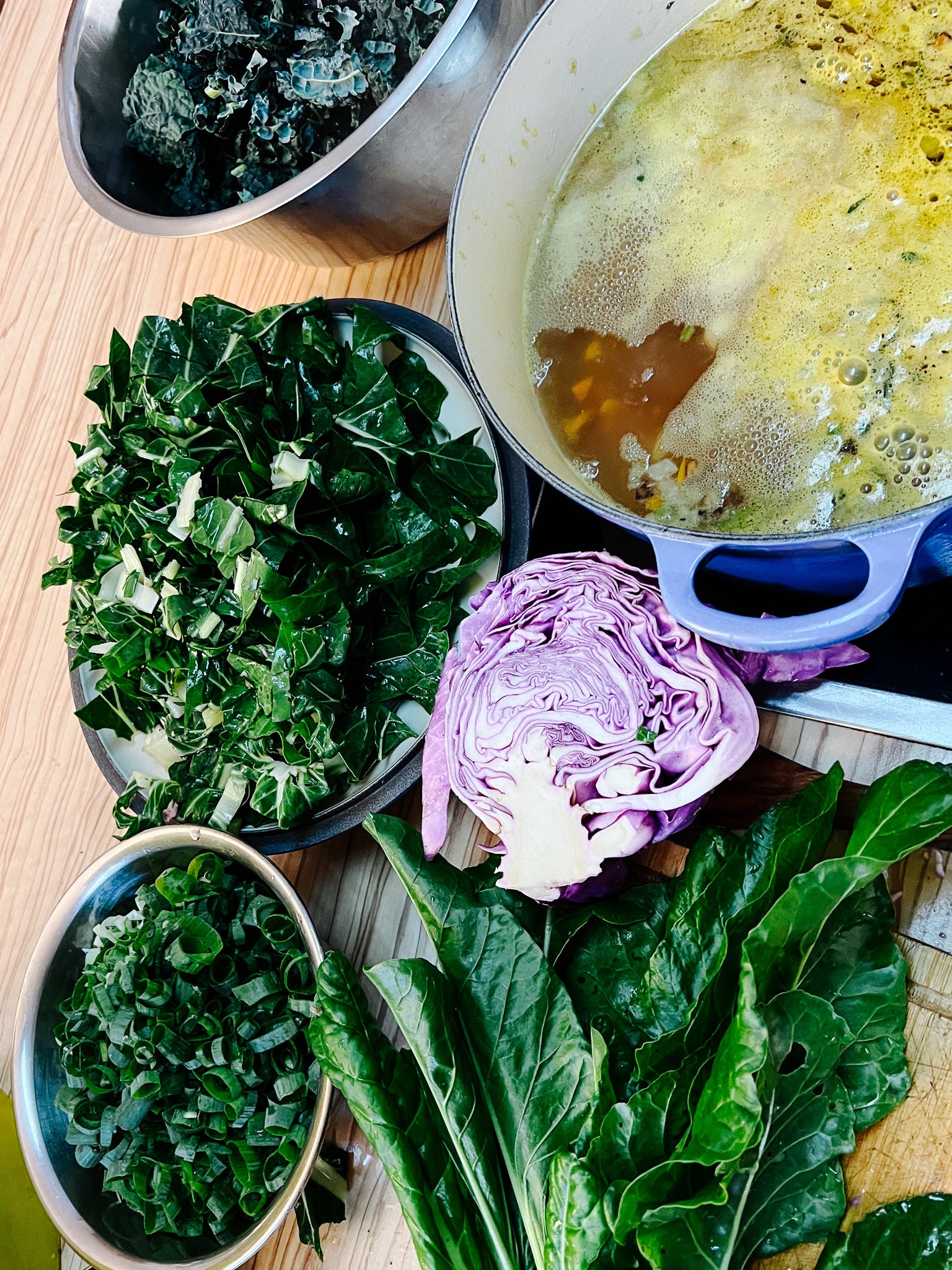 Ribollita – Toskanische Gemüsesuppe mit Cavolo (Schwarzkohl) und Bohnen